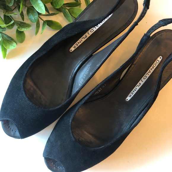 {DONALD J PLINER} Black Pattern Sling Back Heel - Picture 2 of 8